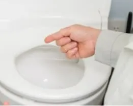 フローリング 破損と床 凹み 修理事例