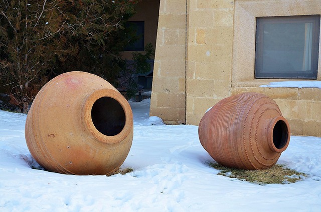 pottery
