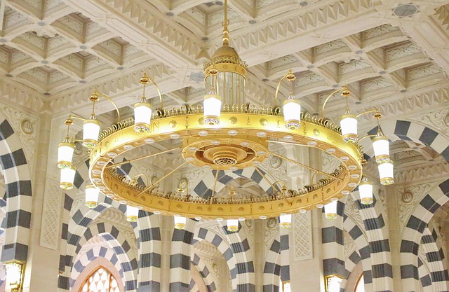 ceiling lighting